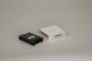 Czytniki kart na USB